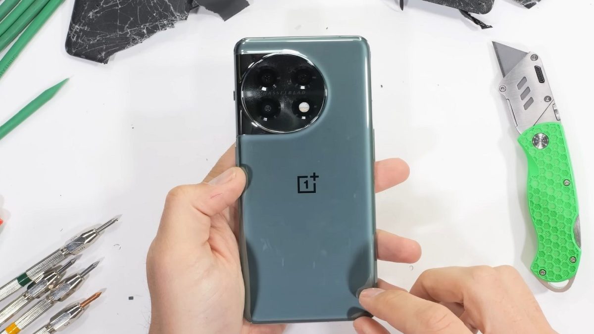 OnePlus 11 apenas sobrevive a la prueba de durabilidad: este es el motivo