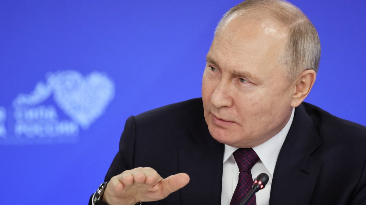 Putin asegura que elecciones de EU que ganó Biden fueron fraudulentas