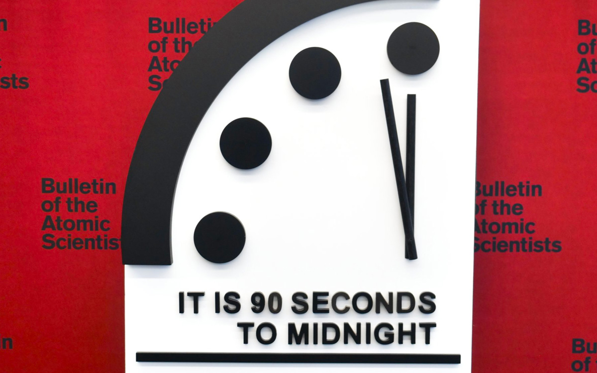 Quedan 90 segundos para el fin del mundo, según el Reloj del Juicio Final
