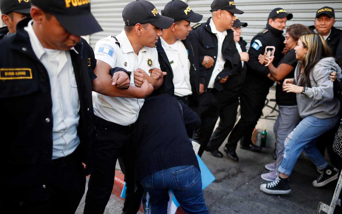 Tensión en Guatemala: se retrasa asunción de Arévalo por falta de acuerdo en el Congreso