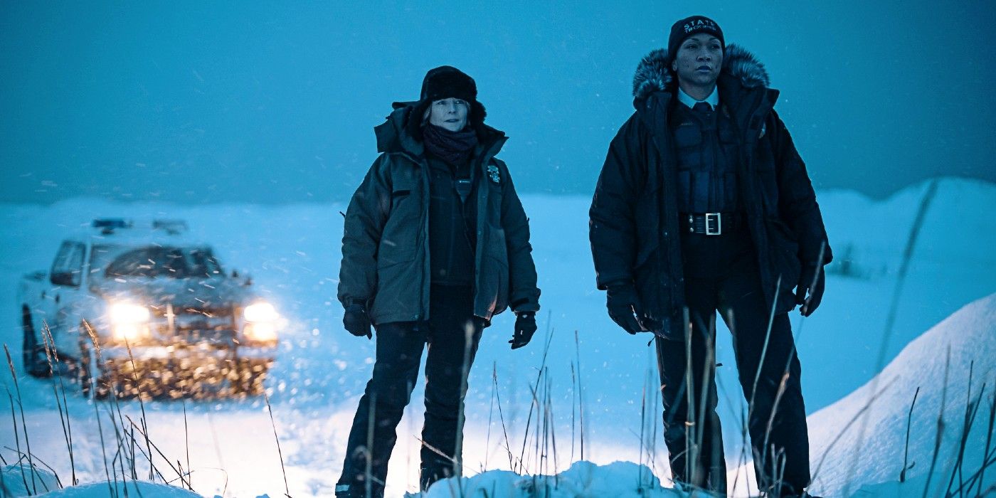 Jodie Foster como Liz Danvers y Kali Reis como Evangeline Navarro en una escena de True Detective: Night Country.