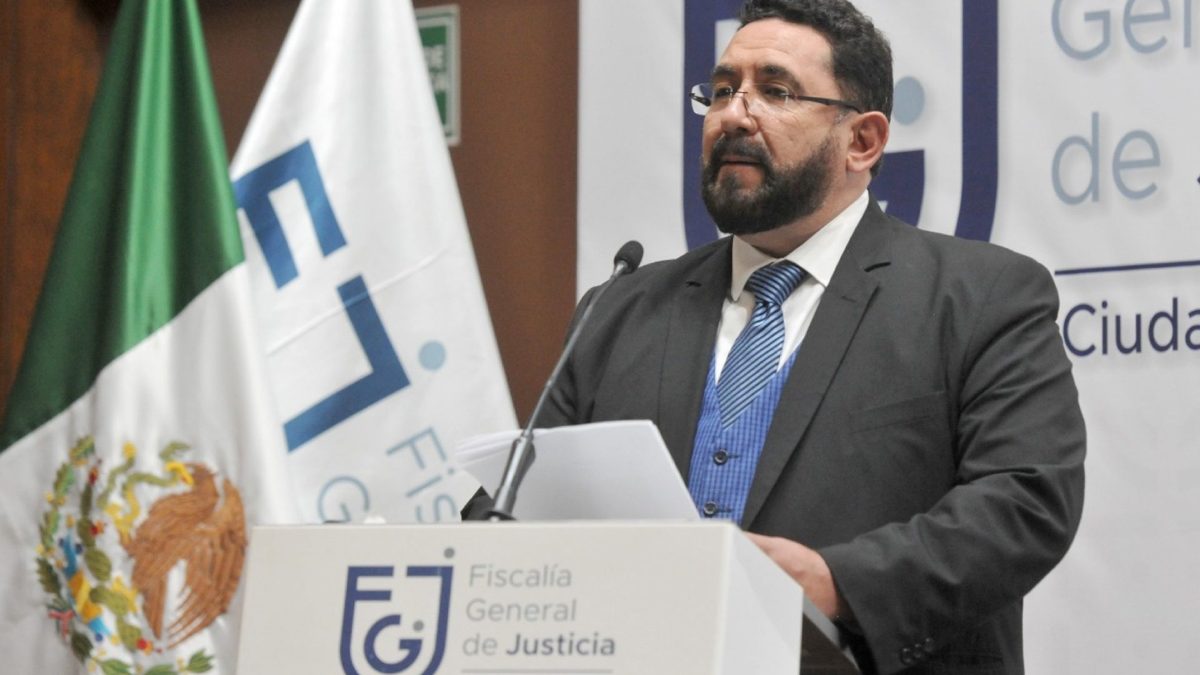 ¿Quien es Ulises Lara, que suplirá a Ernestina Godoy al frente de la Fiscalía CDMX?