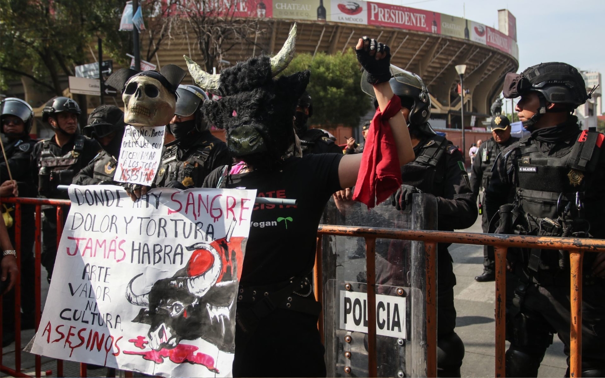 ‘Estamos contra el maltrato animal’: Martí Batres sobre corridas de toros en CDMX