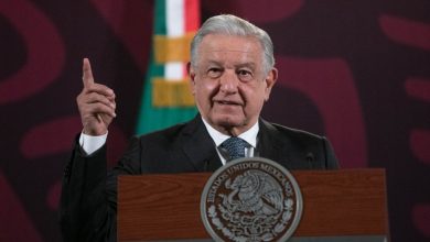 AMLO celebra cierre de compra de 13 plantas de Iberdrola