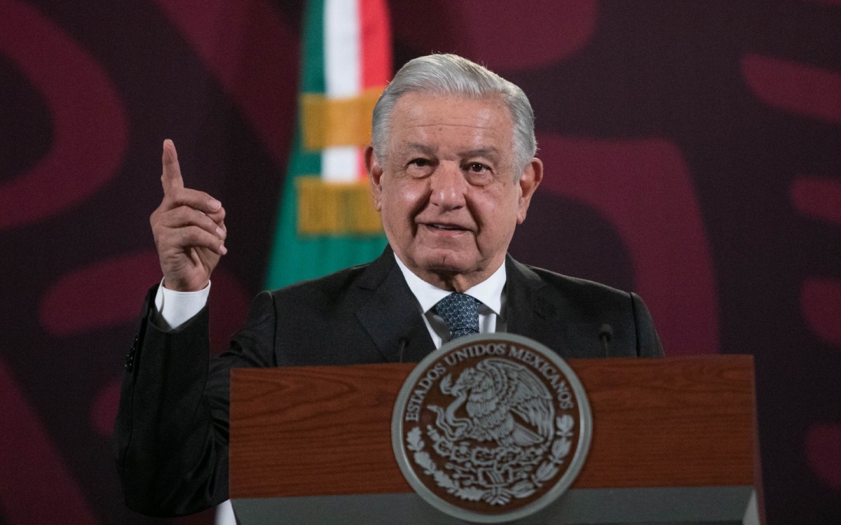 AMLO celebra cierre de compra de 13 plantas de Iberdrola