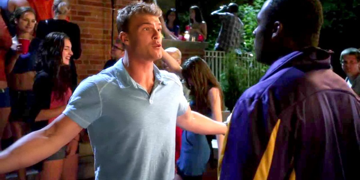 Alan Ritchson de Reacher desarrolla la secuela de su exitoso programa de comedia deportiva