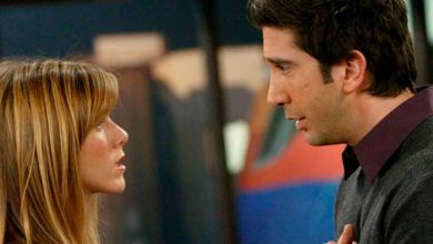 Amigos: Jennifer Aniston y David Schwimmer se reúnen torpemente para un anuncio del Super Bowl