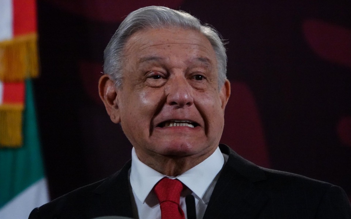 Baja YouTube ‘mañanera’ de AMLO en la que difunde teléfono de periodista
