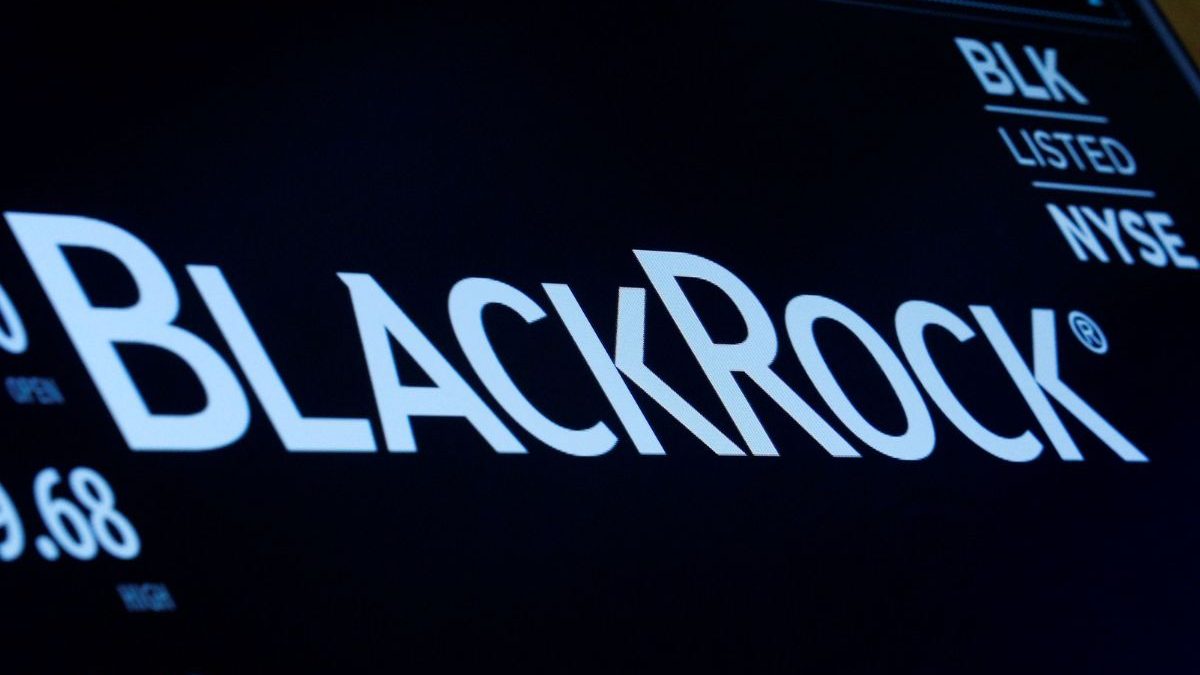 BlackRock, la polémica empresa cuyo CEO se reunió con AMLO, Sheinbaum y Gálvez