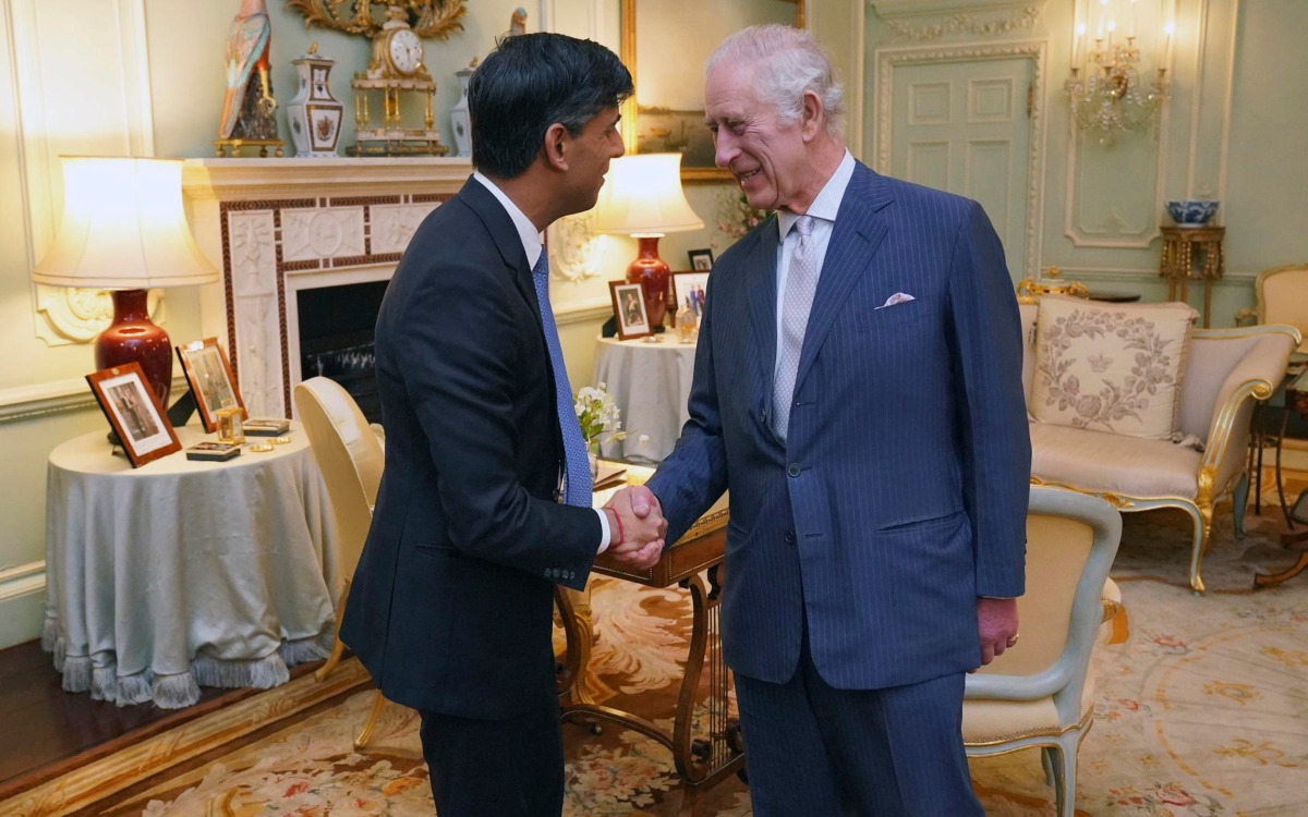 Carlos III vuelve a retomar sus funciones de la monarquía tras el diagnóstico de cáncer