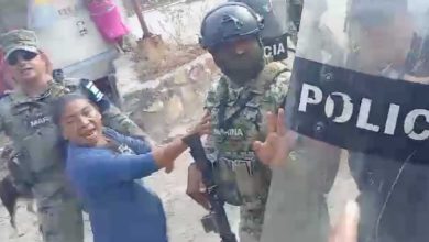 Colonos denuncian represión de policía y Marina por oponerse a obra que afecta agua potable | Oaxaca