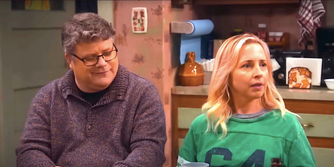 Tyler de Sean Astin sonríe mientras Becky de Lecy Goranson parece preocupada en el tráiler de la temporada 7 de The Conners
