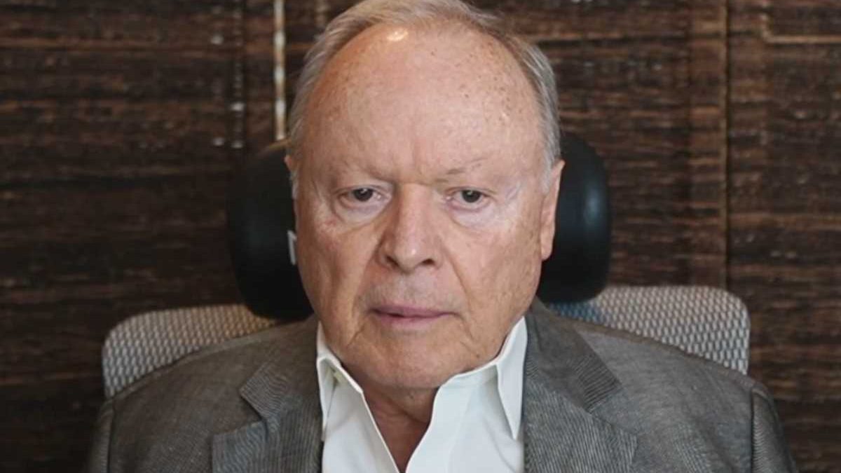 Esta es la 'contraprestación' que Fernández habría exigido a Televisa, según el periodista Raymundo Rivapalacio