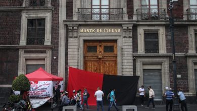 Gobierno busca acuerdo con trabajadores del Nacional Monte de Piedad tras estallido de huelga