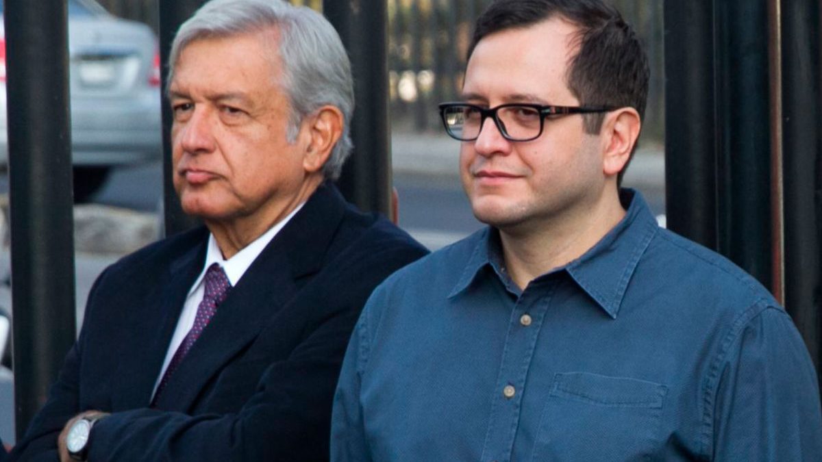 Hijo de AMLO acusa venganza y denuncia filtración de su número telefónico