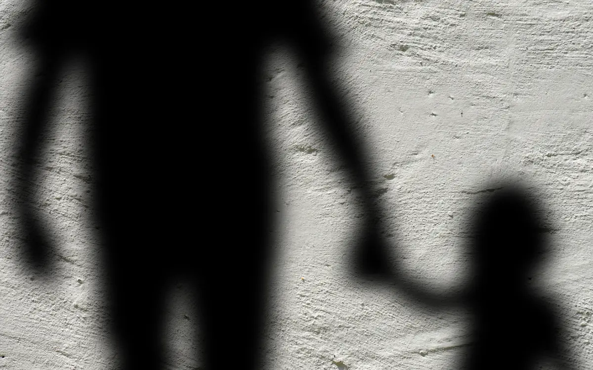 Profesor en Colombia abusó de 19 niñas alumnas | Video