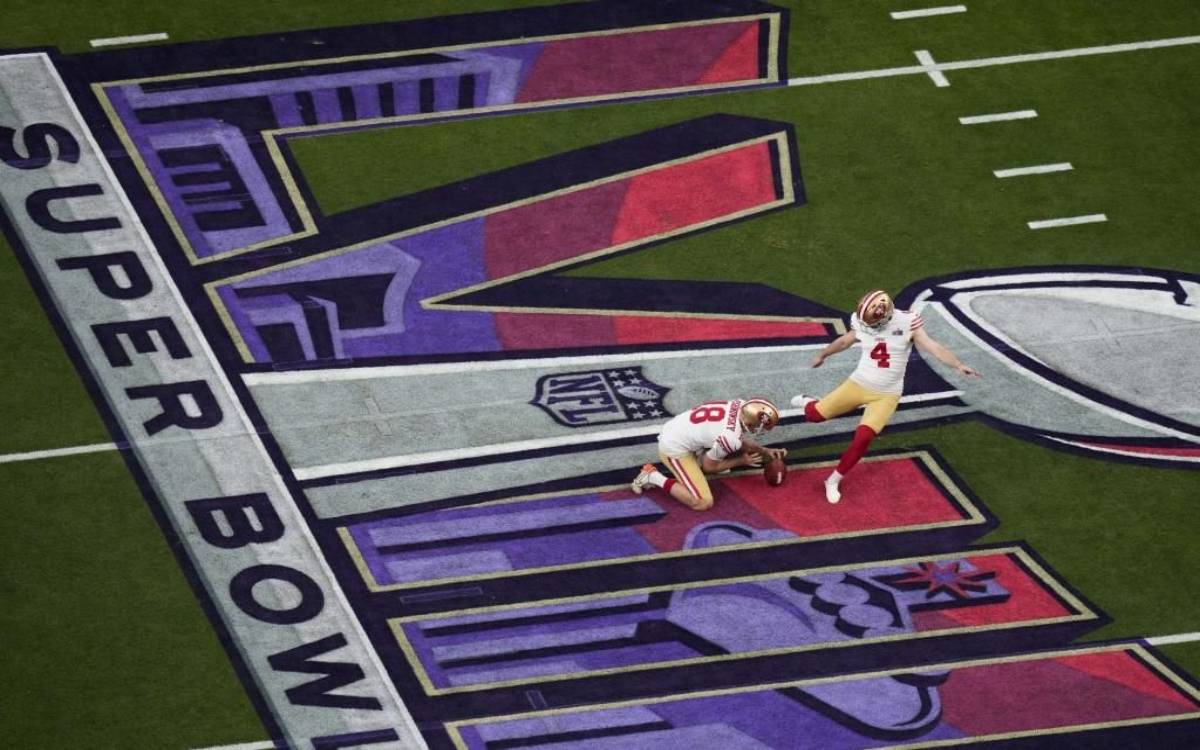 Super Bowl LVIII: Pegan primero Niners con gol de campo