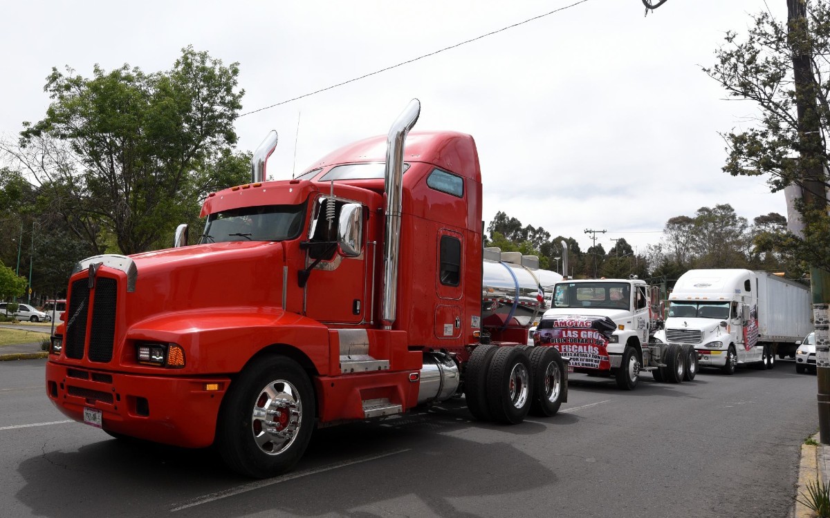 Transportistas anuncian paro nacional mañana 15 de febrero