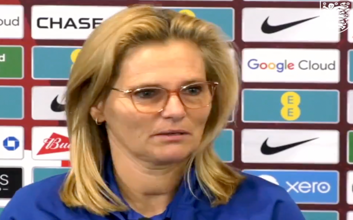 ¿Noviazgo entrenador-jugadora? 'Muy inapropiado': Sarina Wiegman | Video