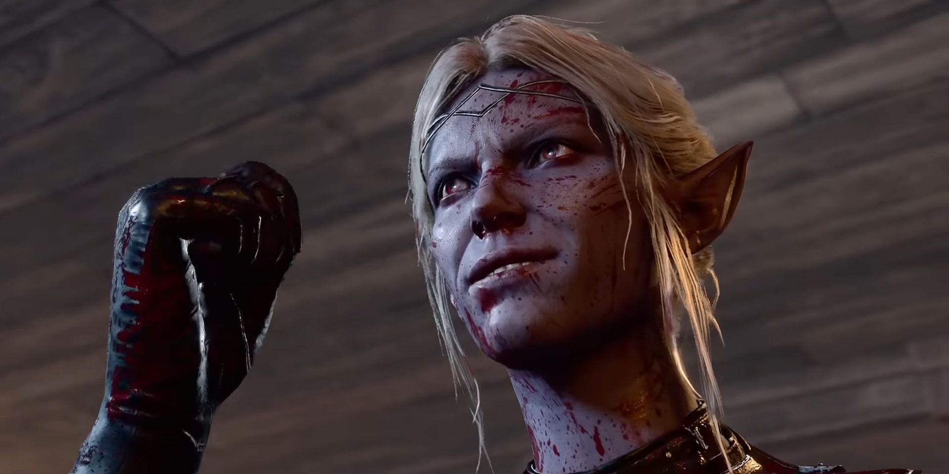 Orin como Minthara cubierta de sangre y luciendo amenazadora en Baldur's Gate 3
