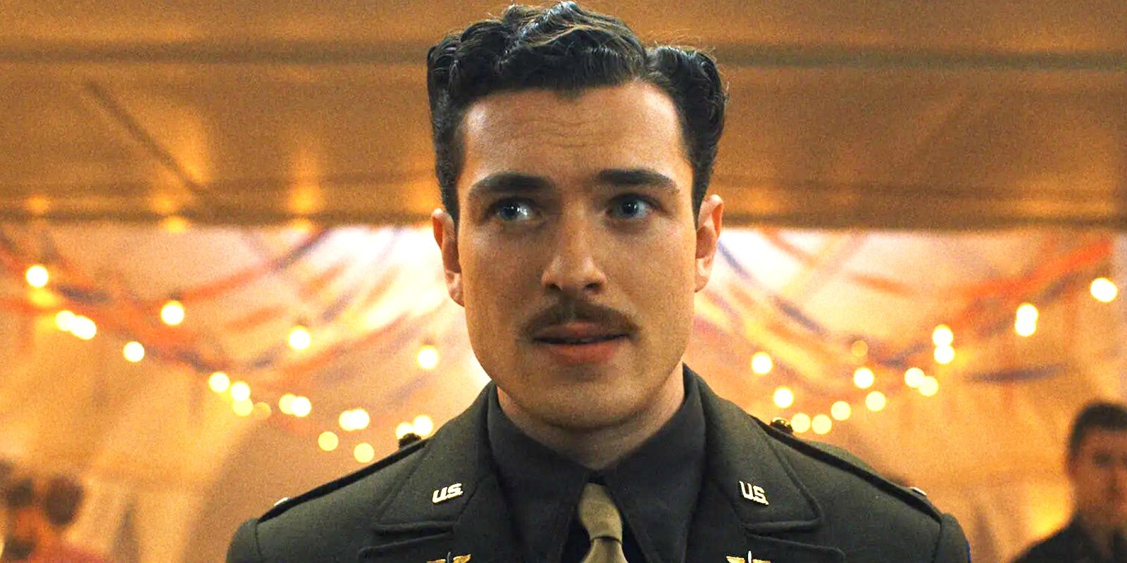 “Es casi desconcertante”: Por qué Rosie se vuelve a alistar después de 25 misiones, explicado por Masters Of The Air Star