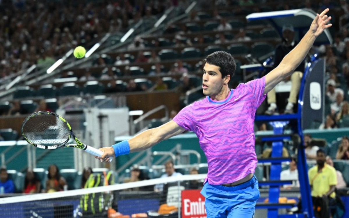 Abierto de Miami: Avanza Alcaraz a paso firma a Cuartos de Final | Video