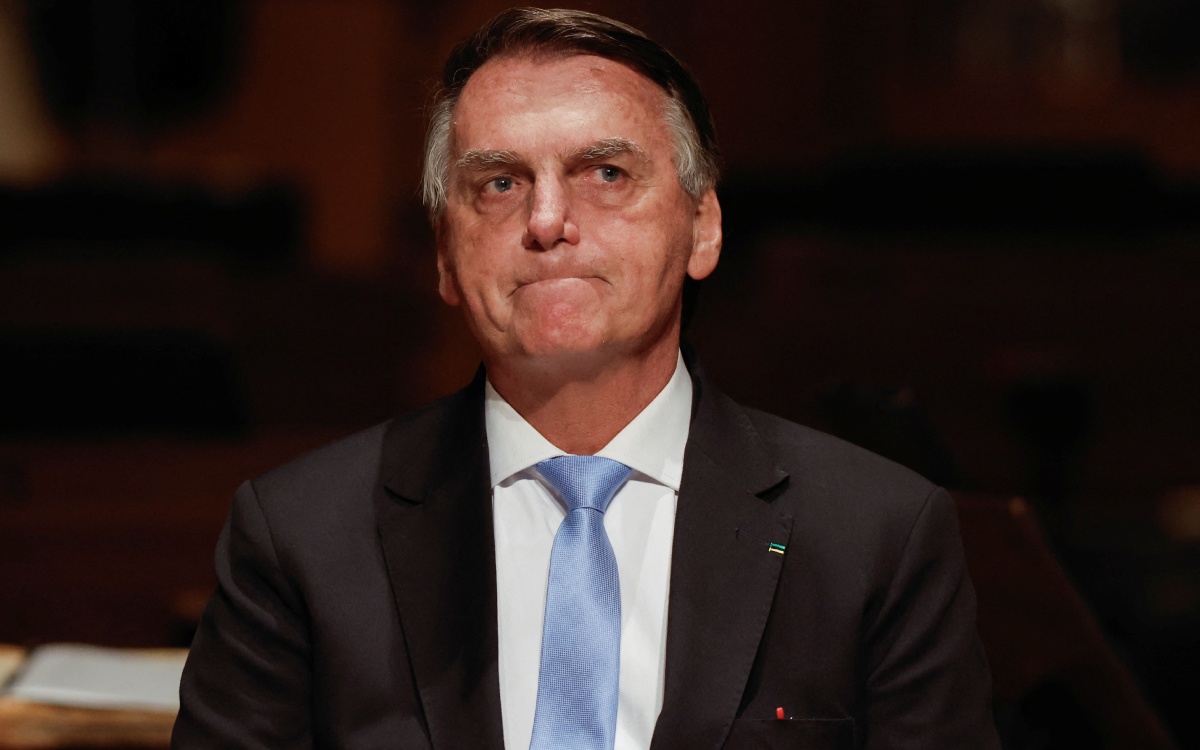 Tribunal Supremo advierte a Bolsonaro que puede ir a prisión si utiliza las redes sociales