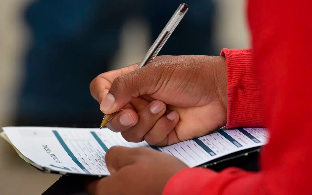 CDMX publica 3,289 vacantes; sueldos desde 7 mil y hasta 60 mil pesos