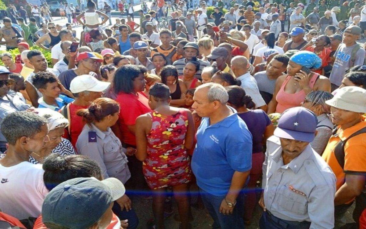 Calman las protestas por el régimen comunista en Cuba y el gobierno señala injerencia de EUA