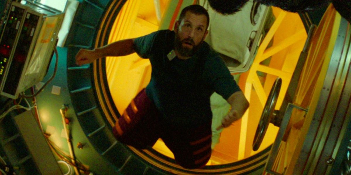 "Casi una idea de teoría de cuerdas": el final del astronauta recibe una explicación profunda de Adam Sandler, Paul Dano y el director
