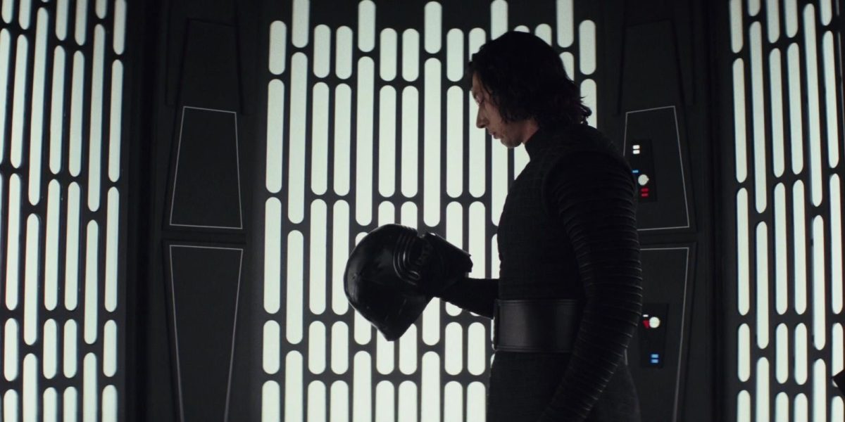 El cosplay de Kylo Ren con cambio de género es absolutamente siniestro