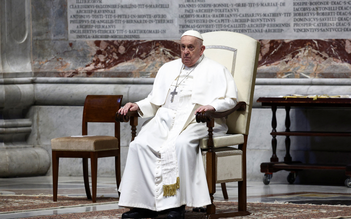 El papa Francisco echa del clero a un exobispo belga acusado de pederastia