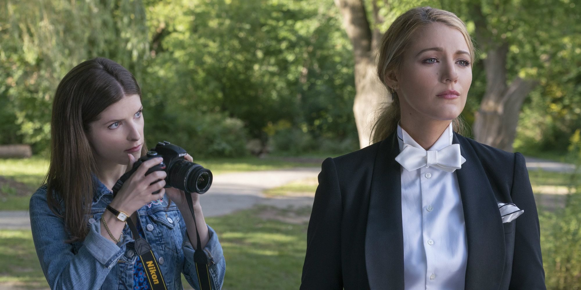 La actualización de A Simple Favor 2 confirma el regreso del elenco original y el inicio de la filmación