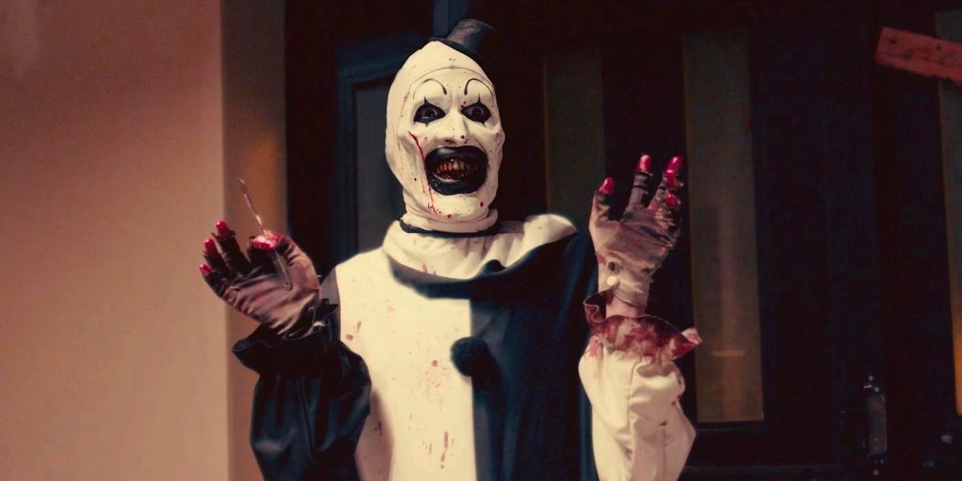 La imagen de Terrifier 3 BTS muestra una mirada aterradora en primer plano a Art The Clown