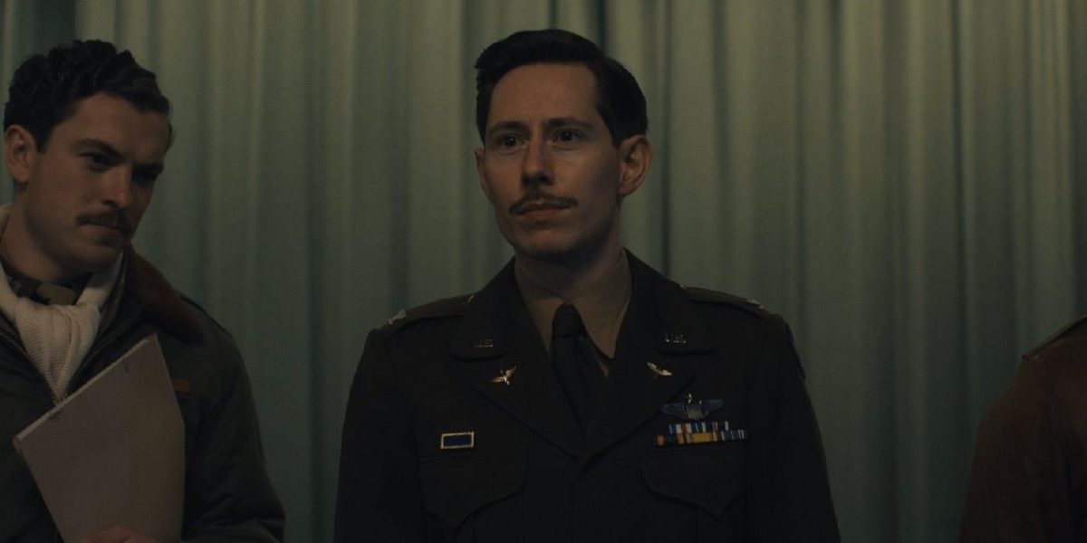 La introducción del Coronel TS Jeffrey hace que los Maestros del Aire que omiten una historia parezcan peores