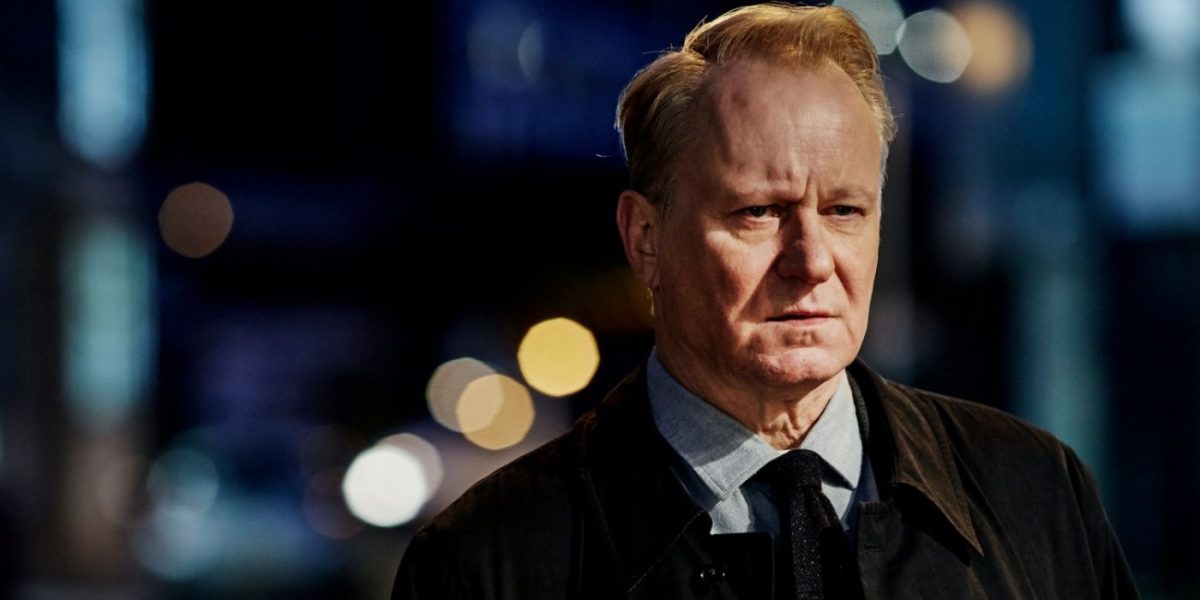 "No puedes tomártelo en serio": Stellan Skarsgård describe cómo trabajó con cuatro de sus hijos actores