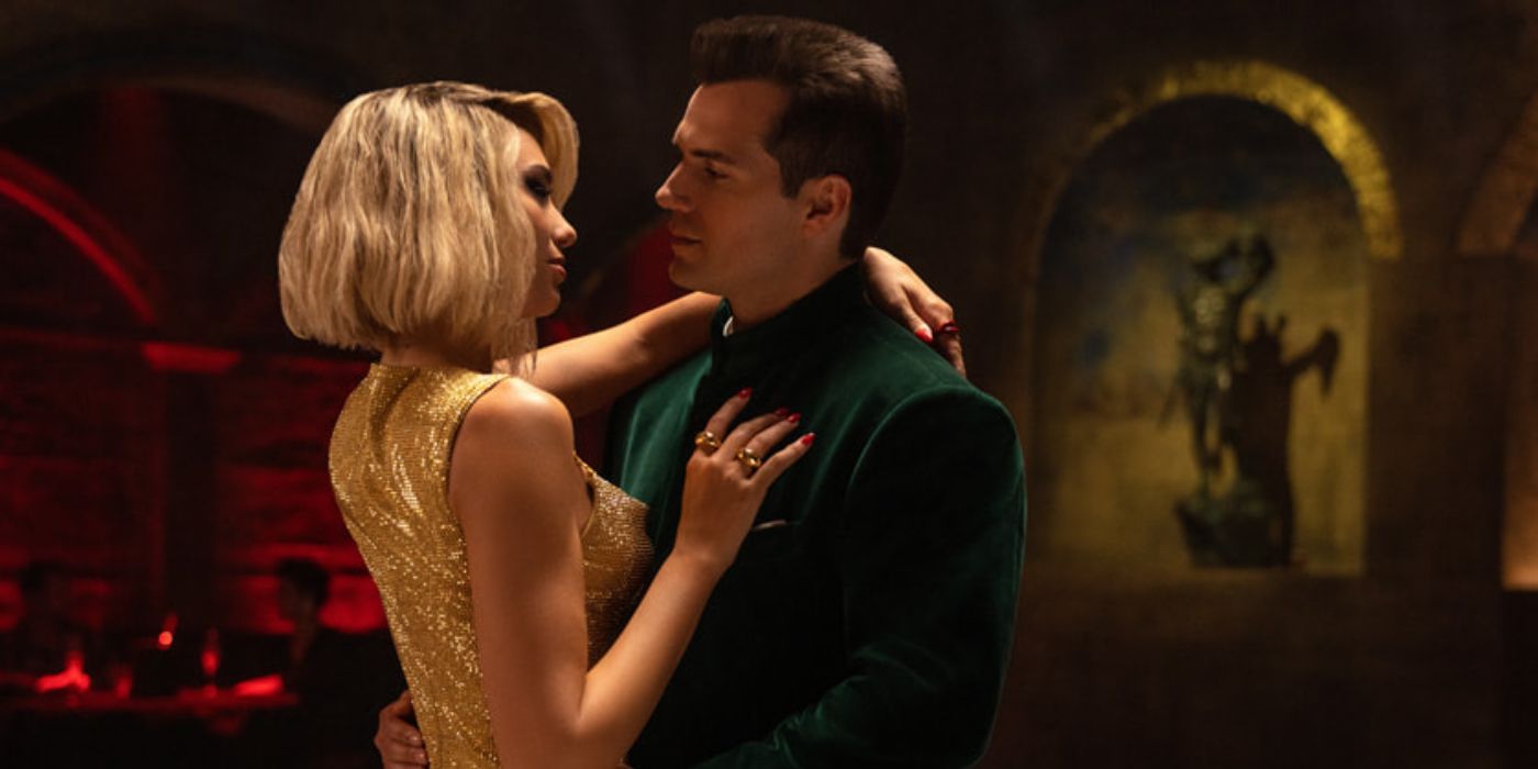 El personaje de Argylle y Dua Lipa bailando lento.