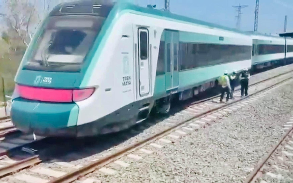 Se investiga si fue algo intencional o error humano, el descarrilamiento del tren: AMLO