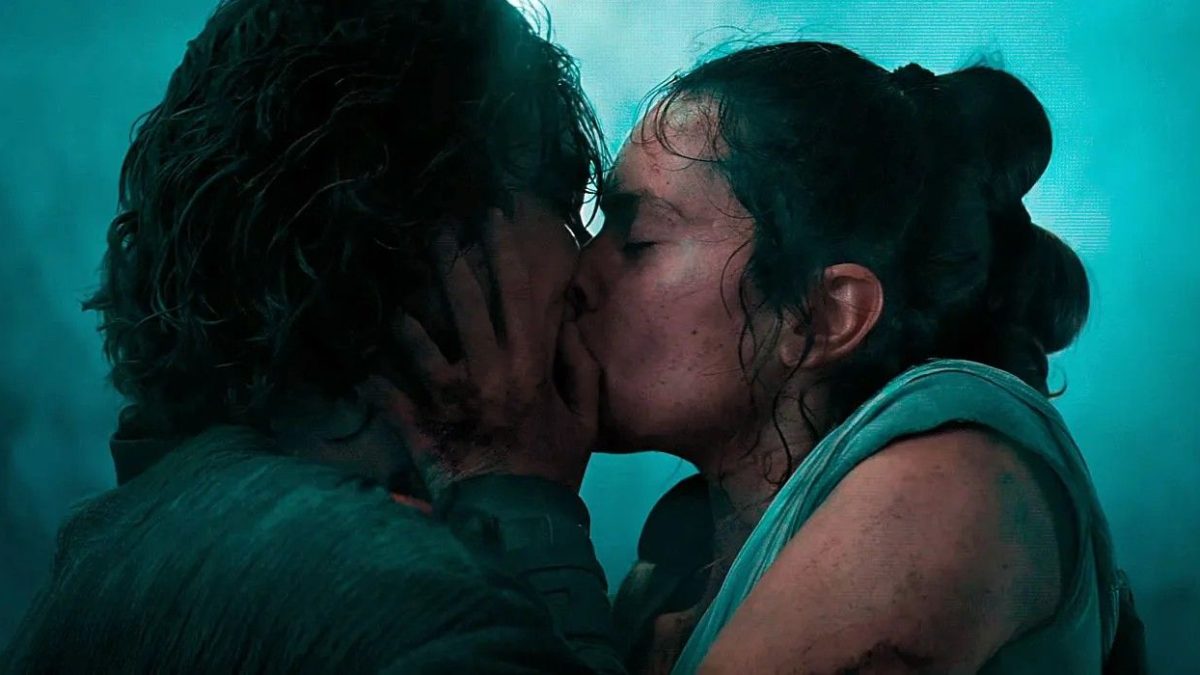 "Se pueden llamar mil cosas a un beso": Daisy Ridley confirma lo que realmente significó la escena final de Rey y Kylo Ren