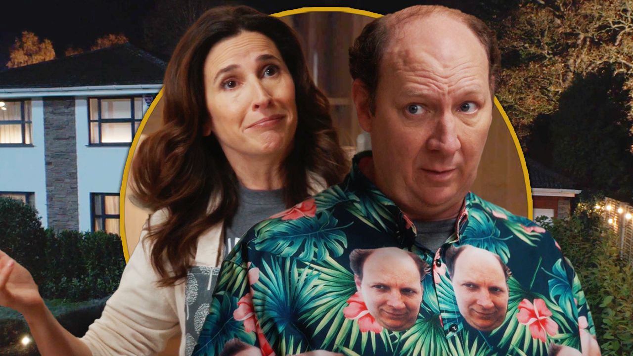 Las cenas familiares sacan a relucir lo peor en el clip de cena de comedia Freevee con los padres