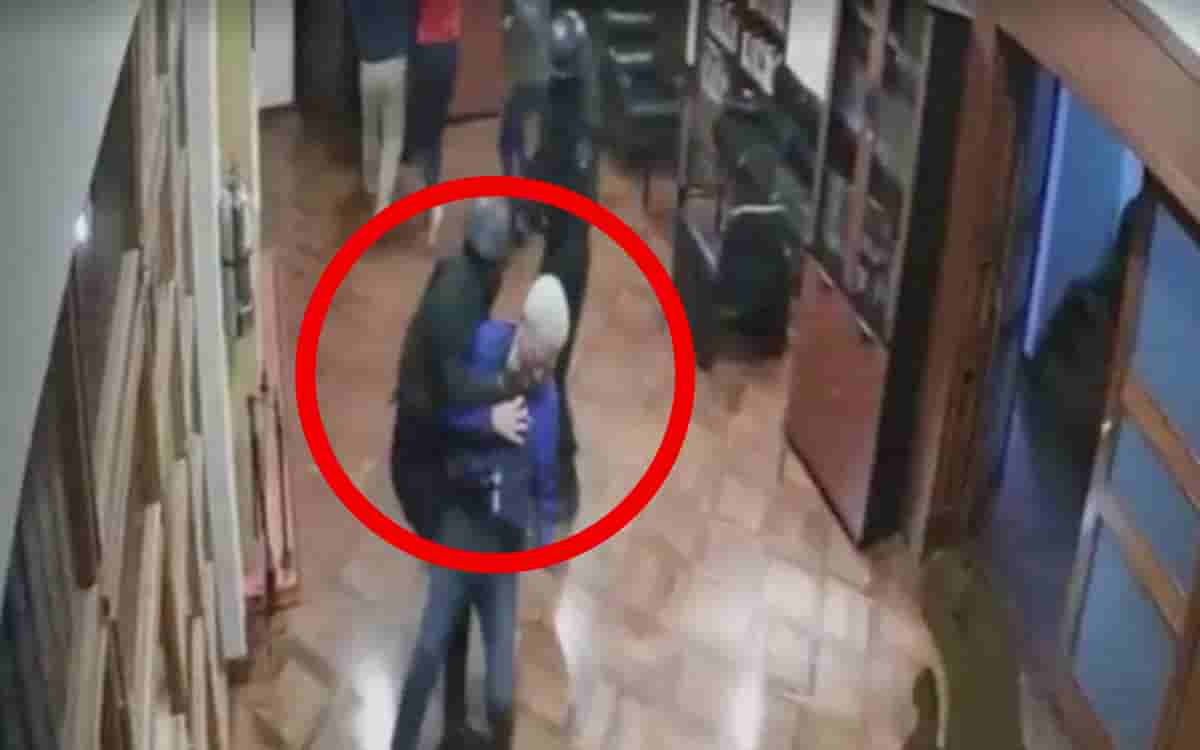 Canadá condena irrupción en la embajada de México en Ecuador