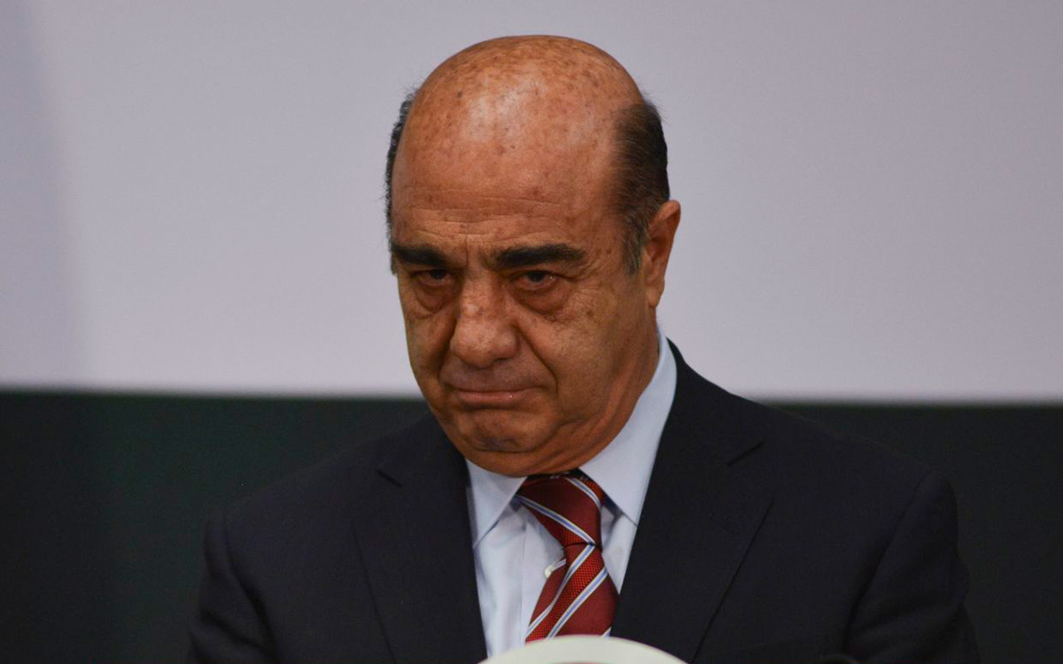 Dan prisión domiciliaria a Murillo Karam; en 24 horas deberá estar en su casa