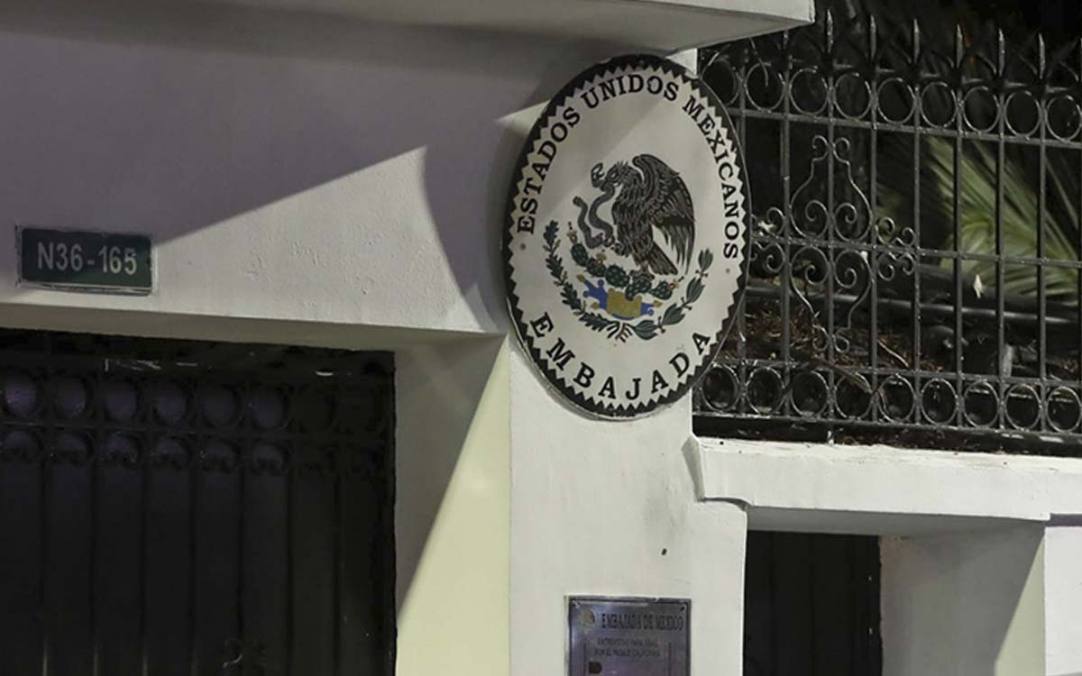 Suiza resguardará las propiedades diplomáticas de México en Ecuador
