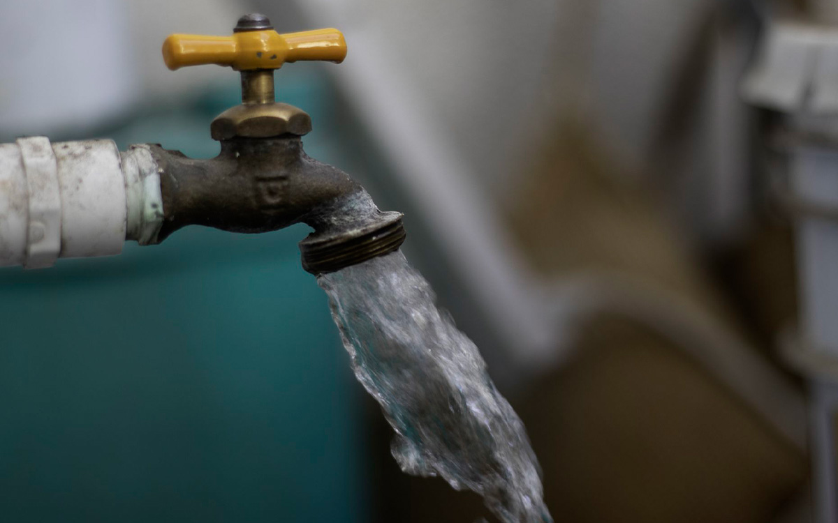 ISSSTE desmiente que haya pacientes por envenenamiento de agua en el Hospital 20 de noviembre