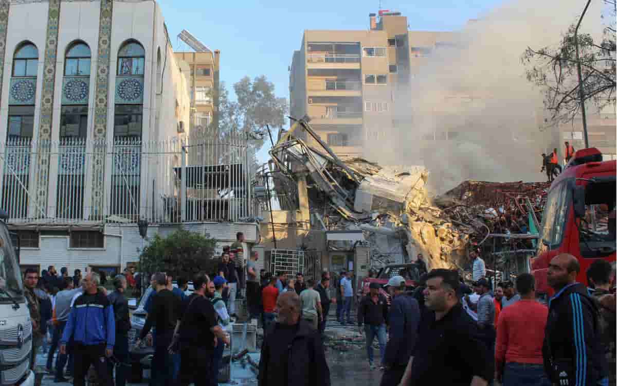 Irán lanza primera ola de misiles balísticos contra Israel