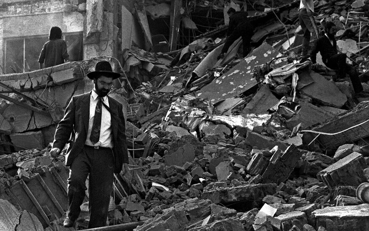Justicia argentina declara culpable a Irán y Hezbolá de atentado contra asociación judía en 1994