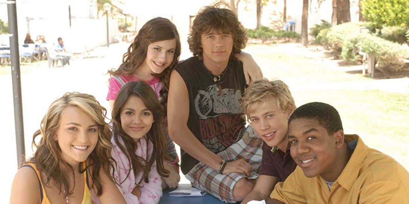 La ex estrella de Zoey 101 dice que fue agredido por un agente mientras responde al documental Quiet On Set