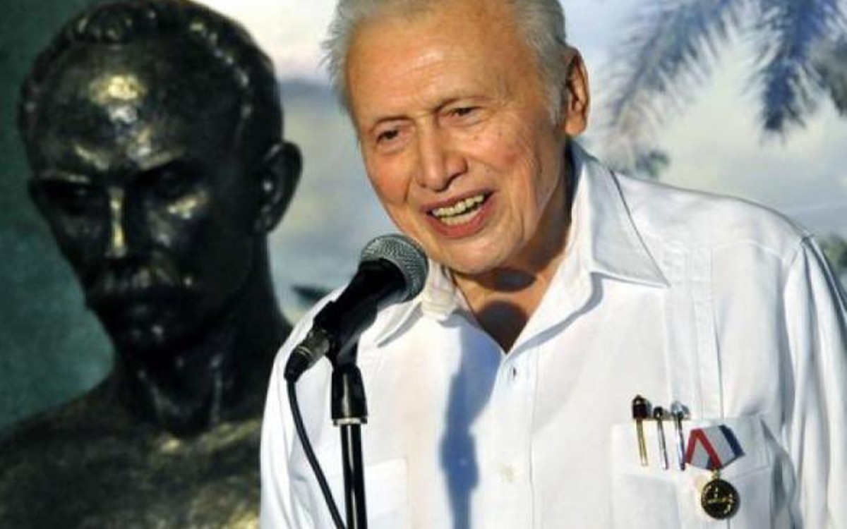 Muere el periodista Mario Renato Menéndez, fundador del diario yucateco ‘Por Esto!’