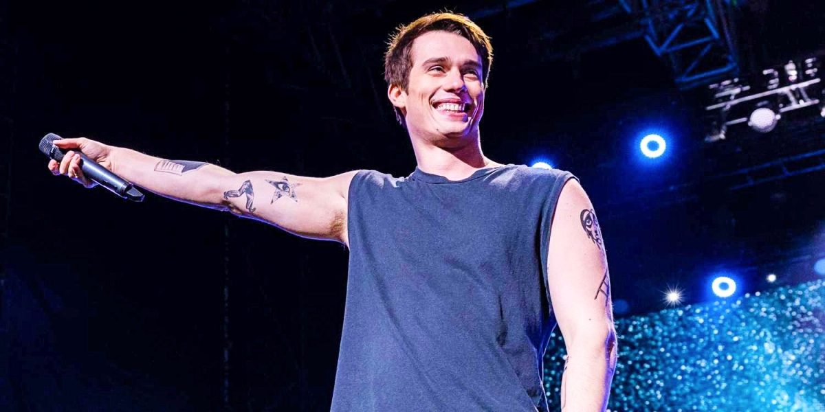 Nicholas Galitzine de The Idea Of You confirma que estaba en conversaciones para una próxima película importante del MCU