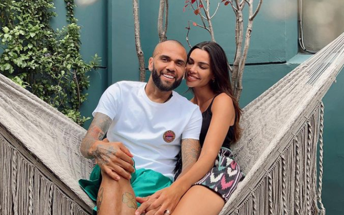 ¿Dani Alves regresó con Joana Sanz? La modelo comparte foto en redes